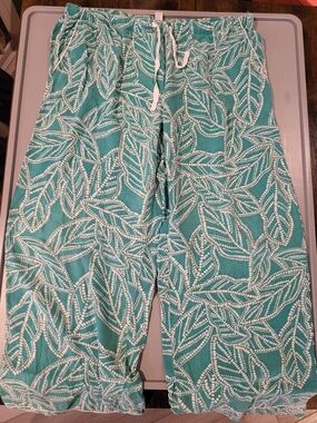 stars above Teal Leaf-Print Wide Leg Pants